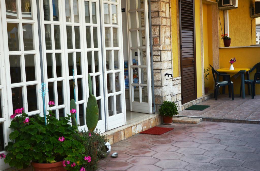 Villa Felice Porto Cesareo Bagian luar foto